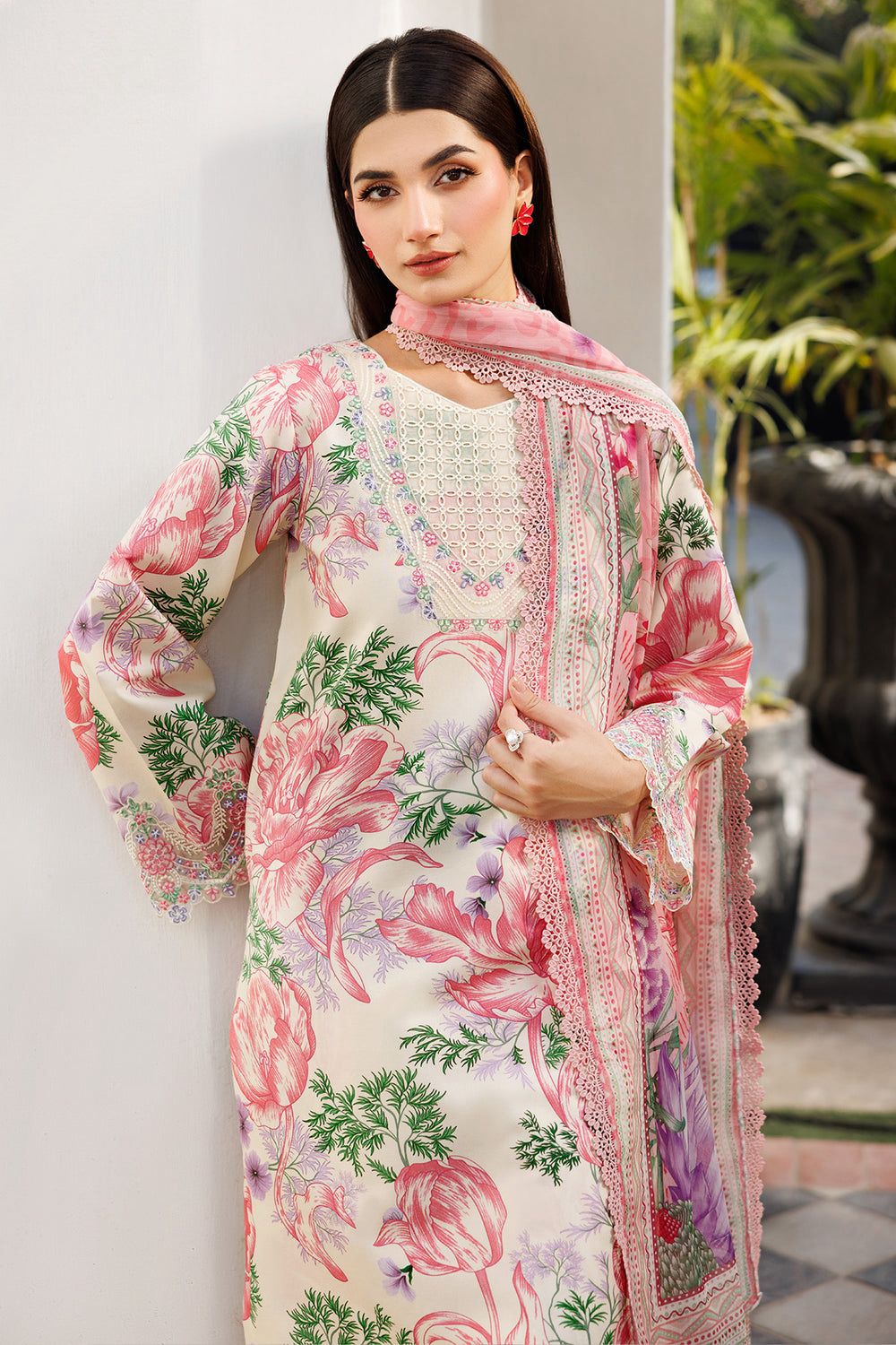Printed Lawn 3 Piece Neck Embroidery